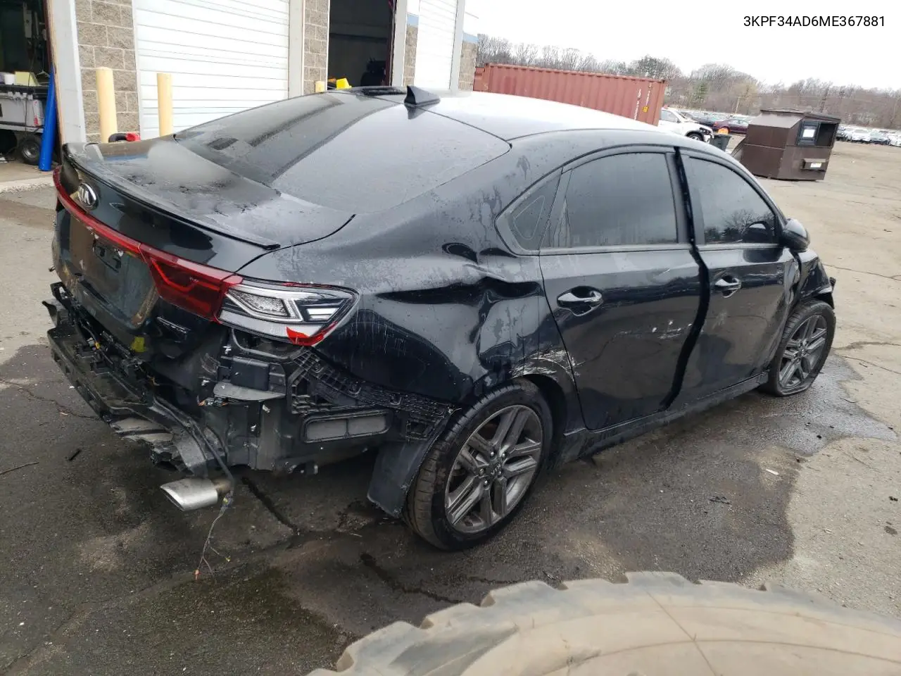 Photo 4 of vehicle VIN 3KPF34AD6ME367881
