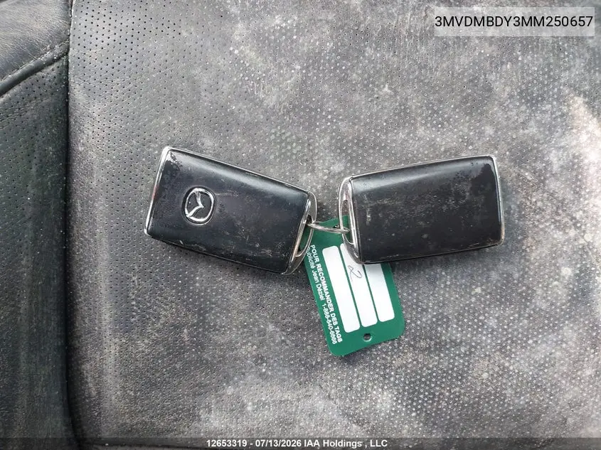 Photo 12 of vehicle VIN 3MVDMBDY3MM250657